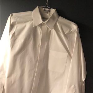 Wrinkle free men’s white dress shirt